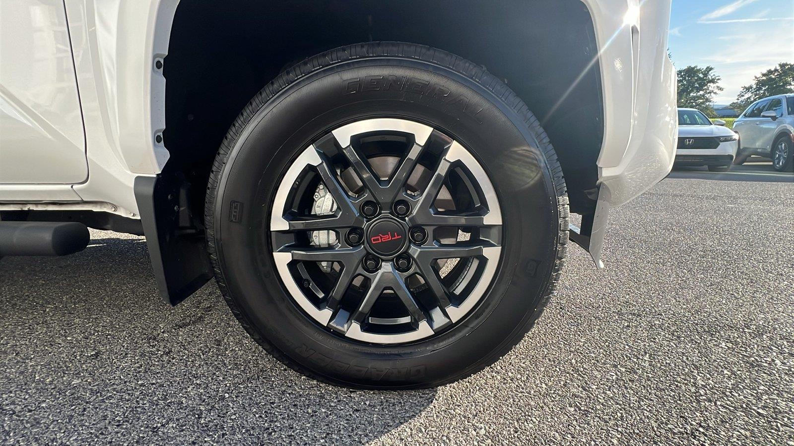 2024 Toyota Tacoma TRD Sport - 10