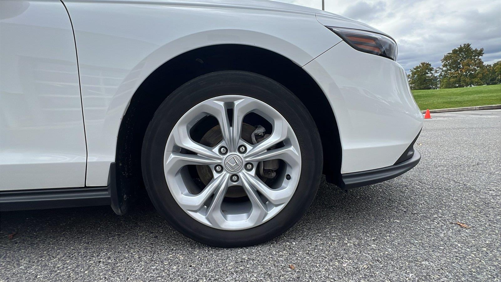 2024 Honda Accord Sedan photo 11 of 28