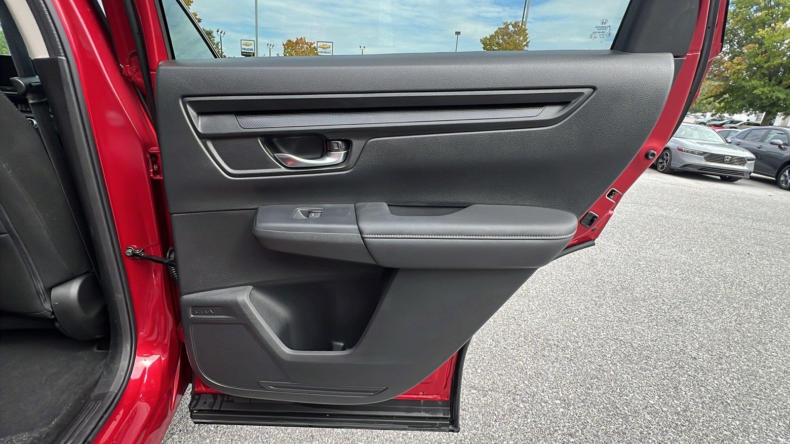 2024 Honda CR-V photo 14 of 31