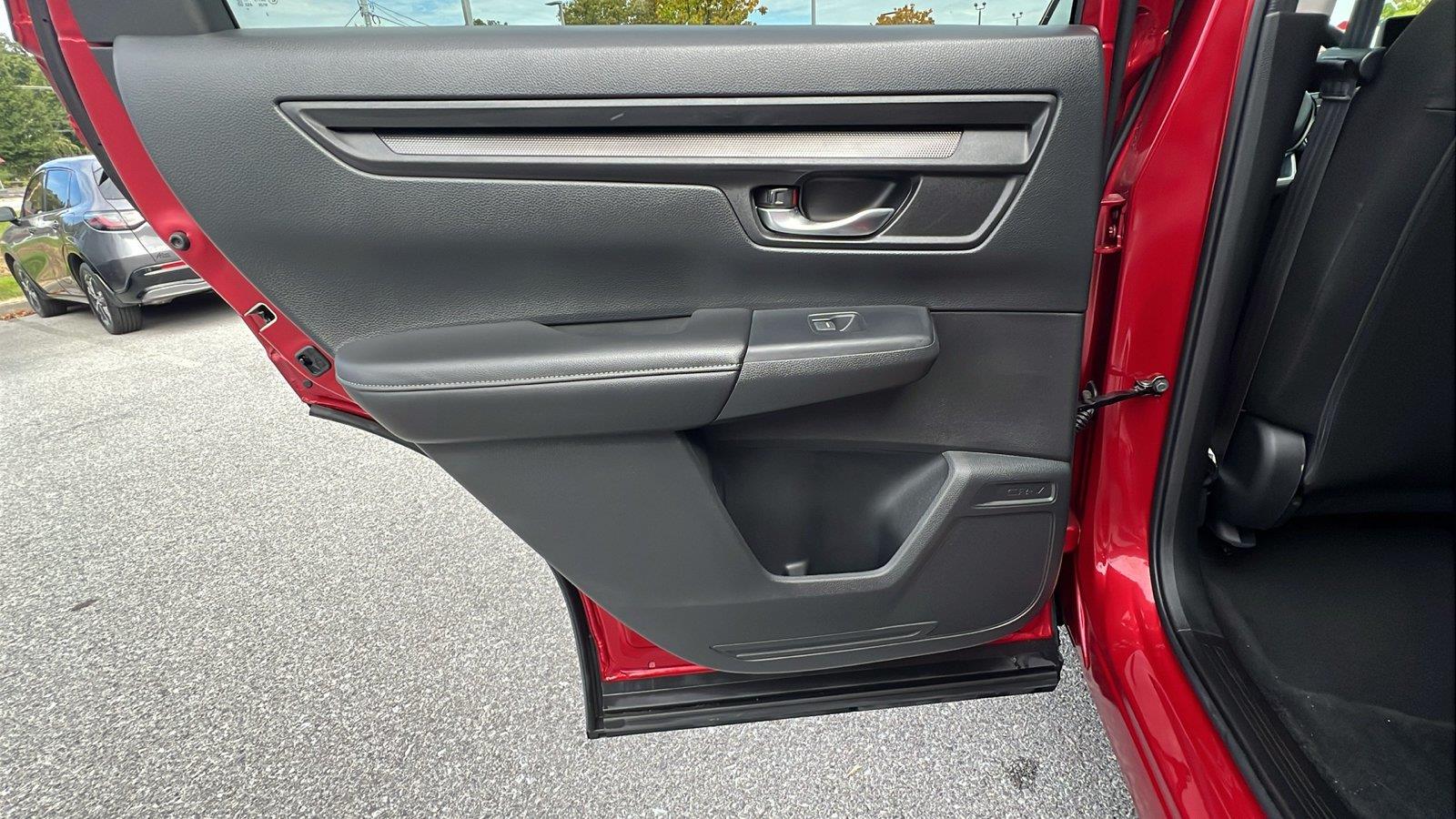 2024 Honda CR-V photo 17 of 31