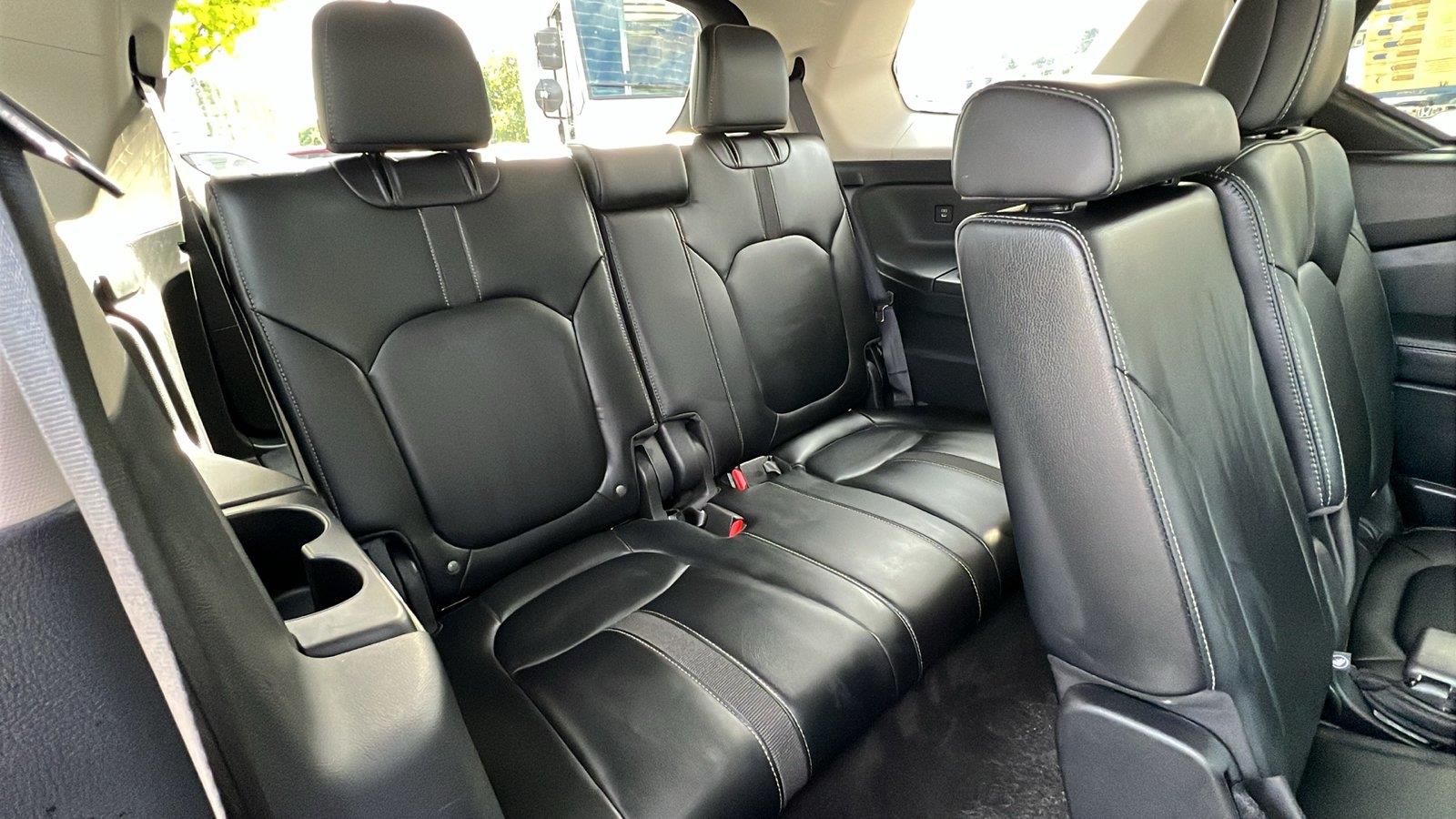 2025 Honda Pilot photo 16 of 31