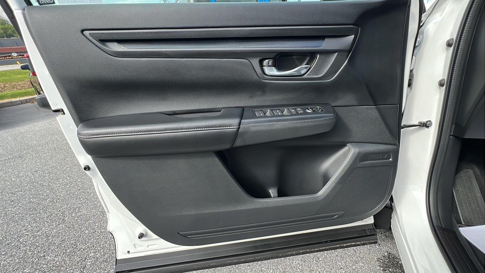 2027 Honda CR-V photo 22 of 31