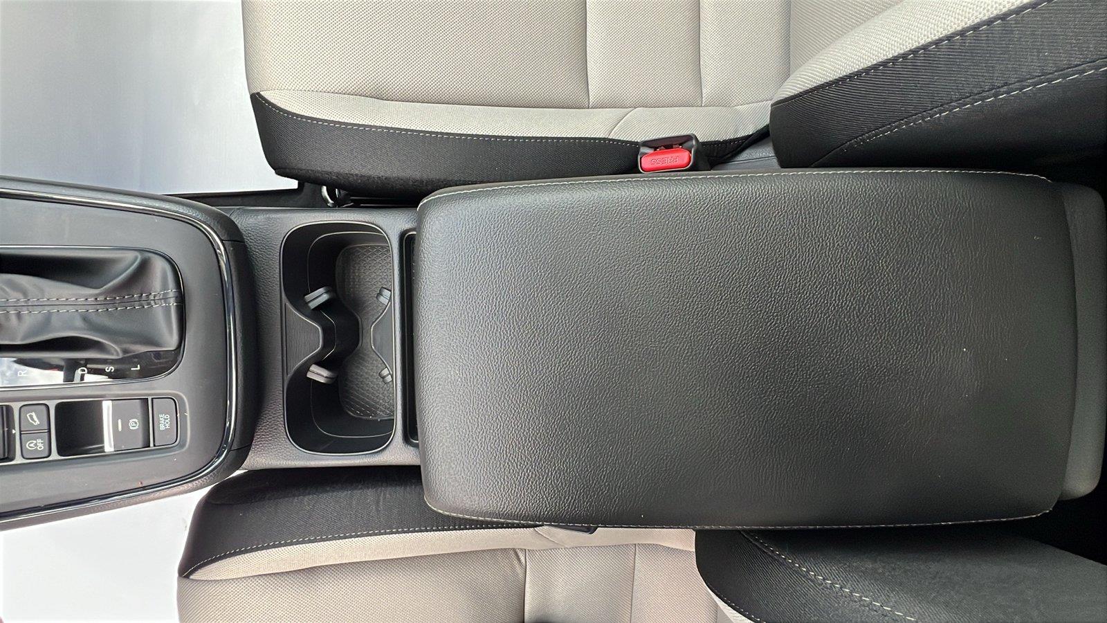 2027 Honda CR-V photo 24 of 31