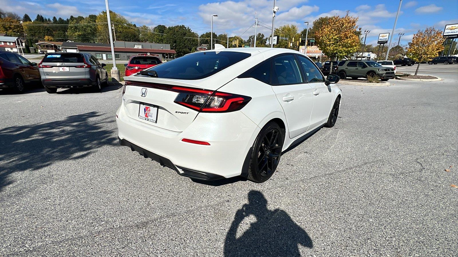 2024 Honda Civic photo 4 of 28