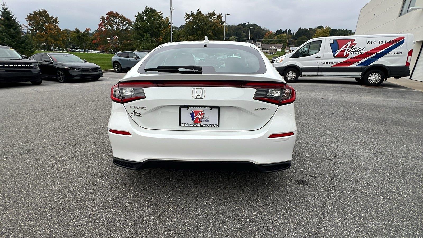 2024 Honda Civic photo 5 of 28