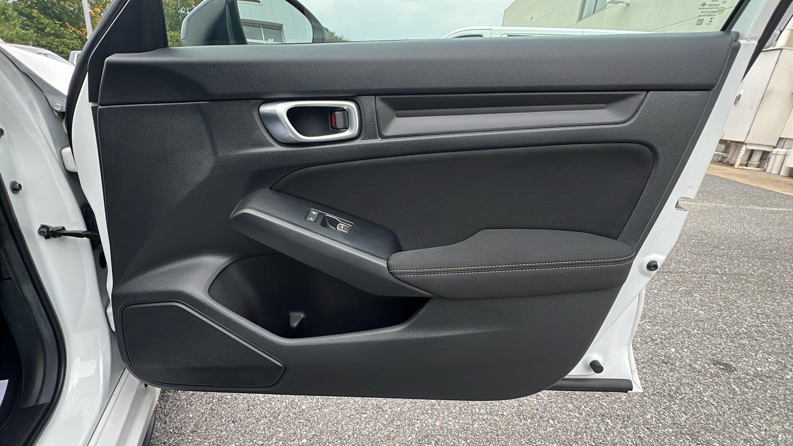 2024 Honda Civic photo 12 of 28