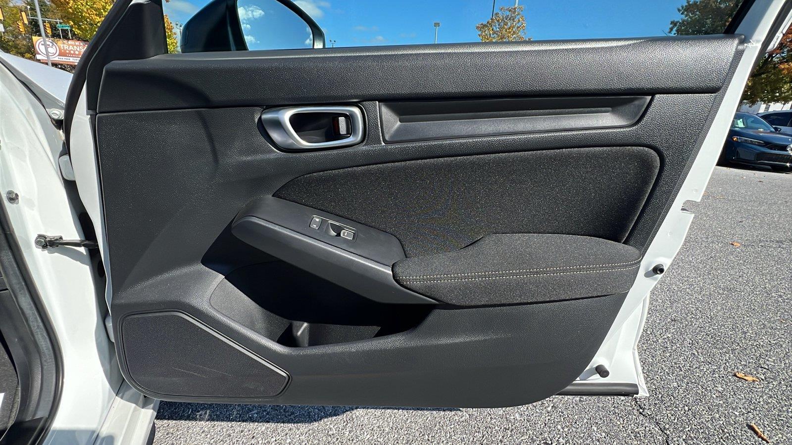 2024 Honda Civic photo 12 of 28