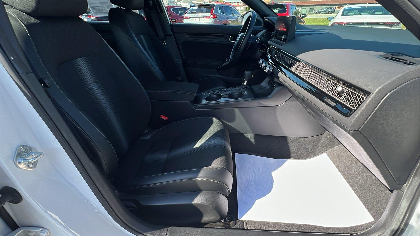 2024 Honda Civic photo 13 of 28