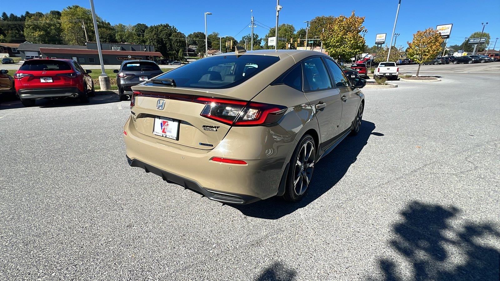 2026 Honda Civic Hybrid photo 4 of 31
