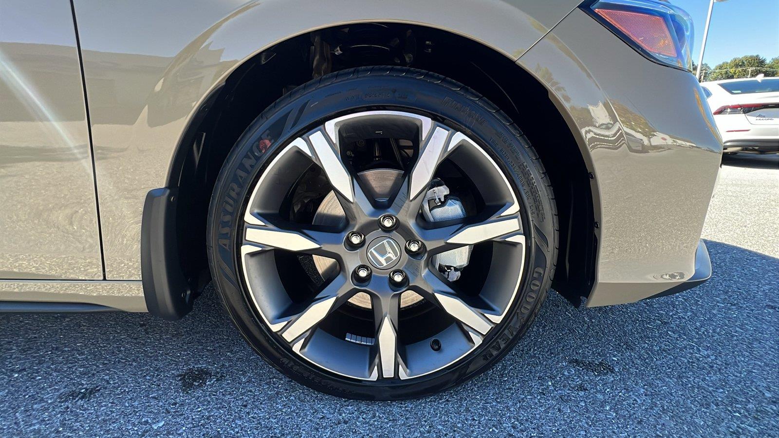 2026 Honda Civic Hybrid photo 11 of 31