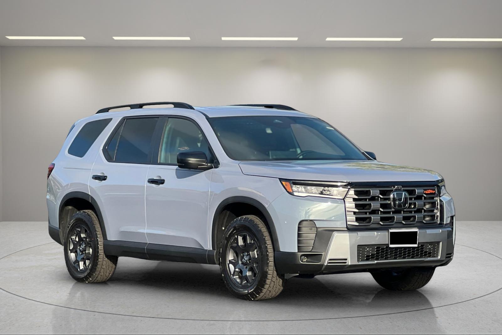 2026 Honda Pilot photo 7 of 25