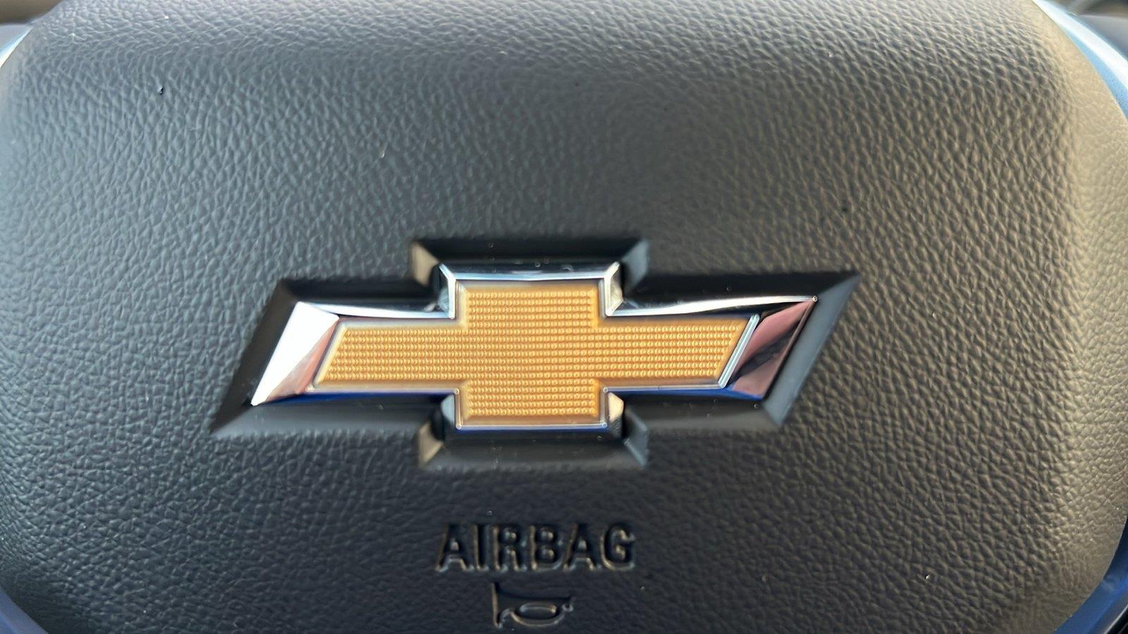 2025 Chevrolet Colorado photo 32 of 32