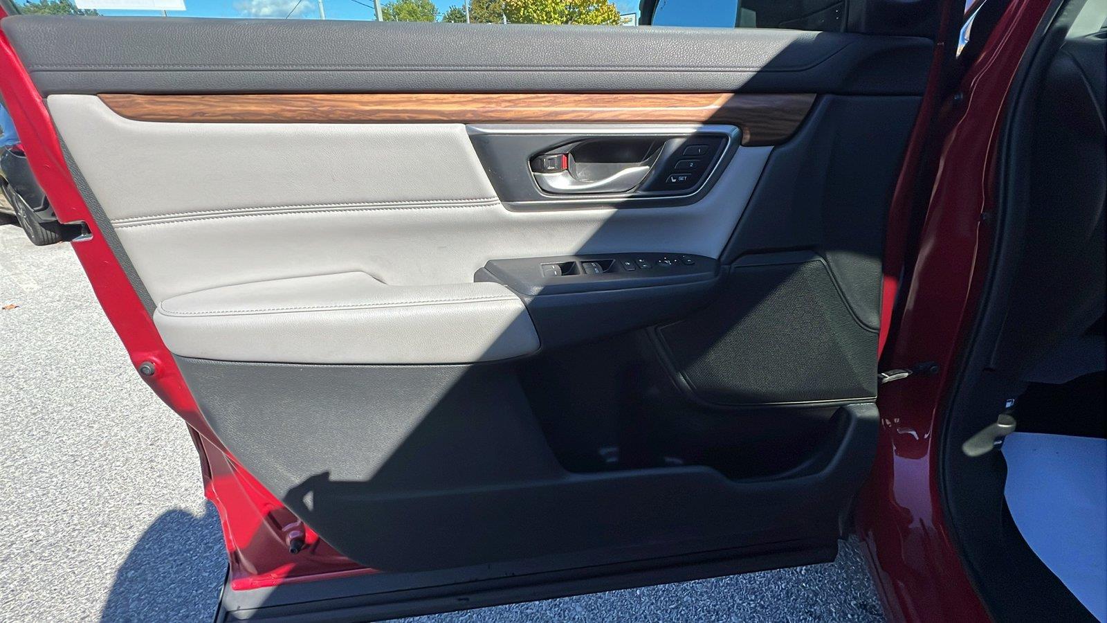 2022 Honda CR-V photo 22 of 33