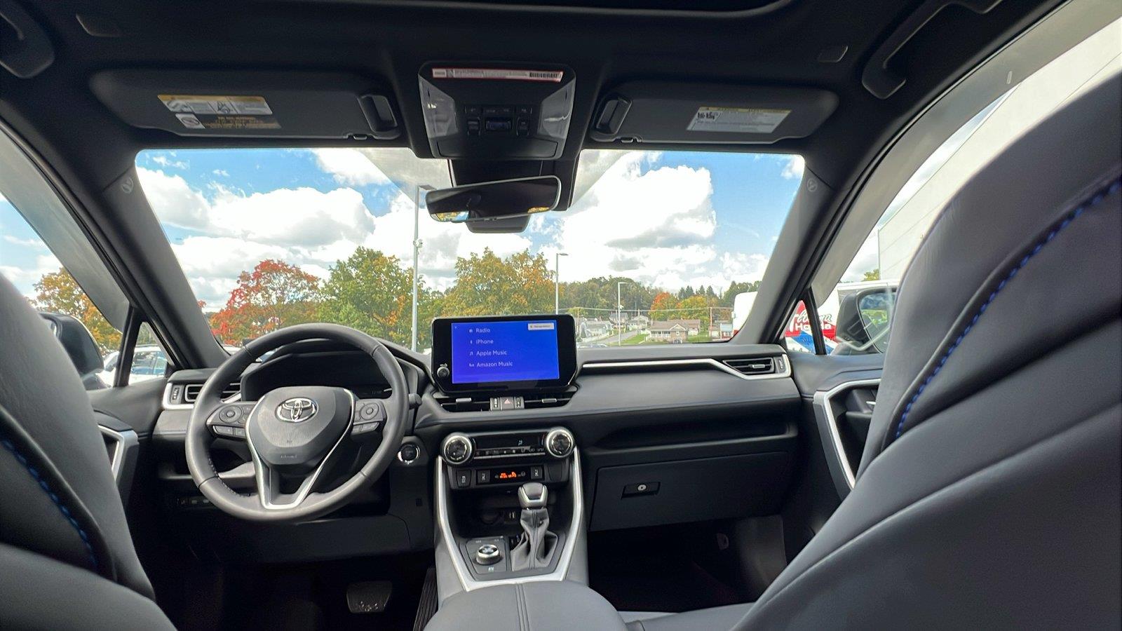 2025 Toyota RAV4 Hybrid photo 20 of 32