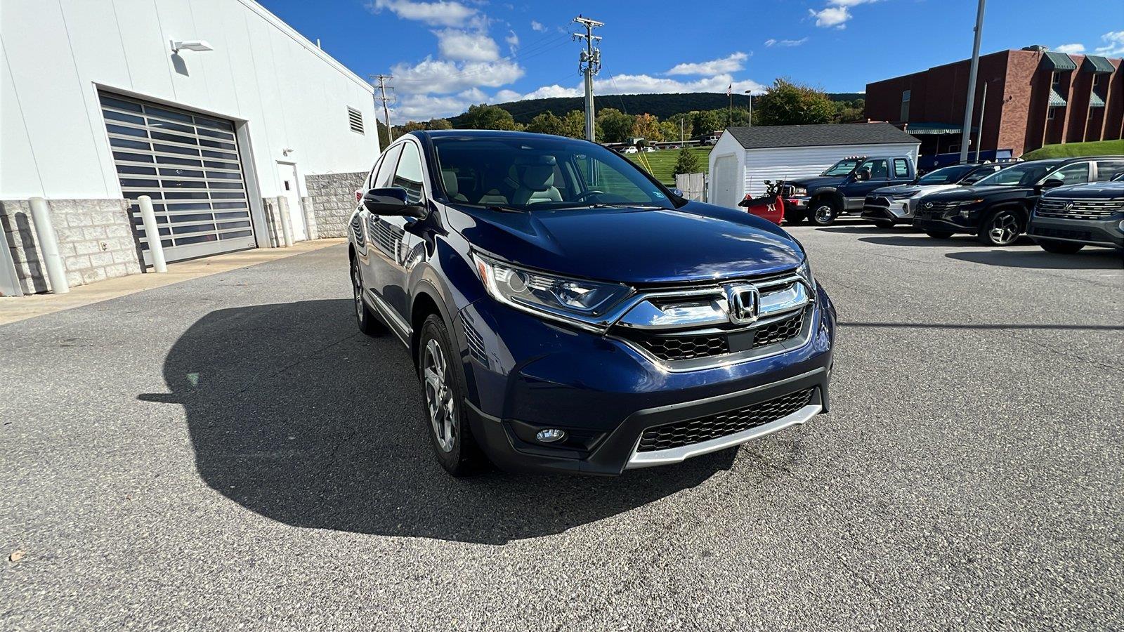2019 Honda CR-V photo 2 of 33