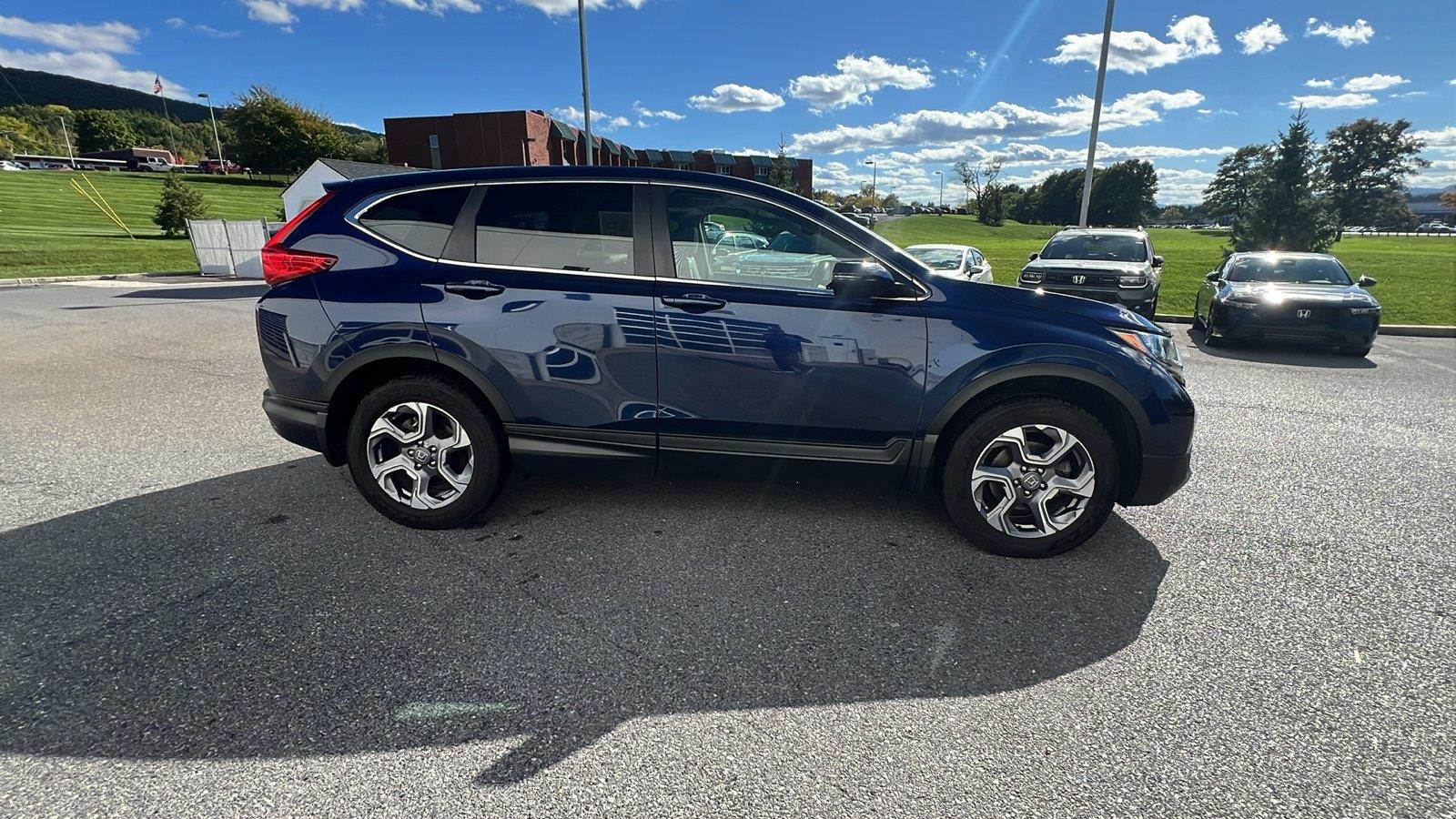 2019 Honda CR-V photo 3 of 33