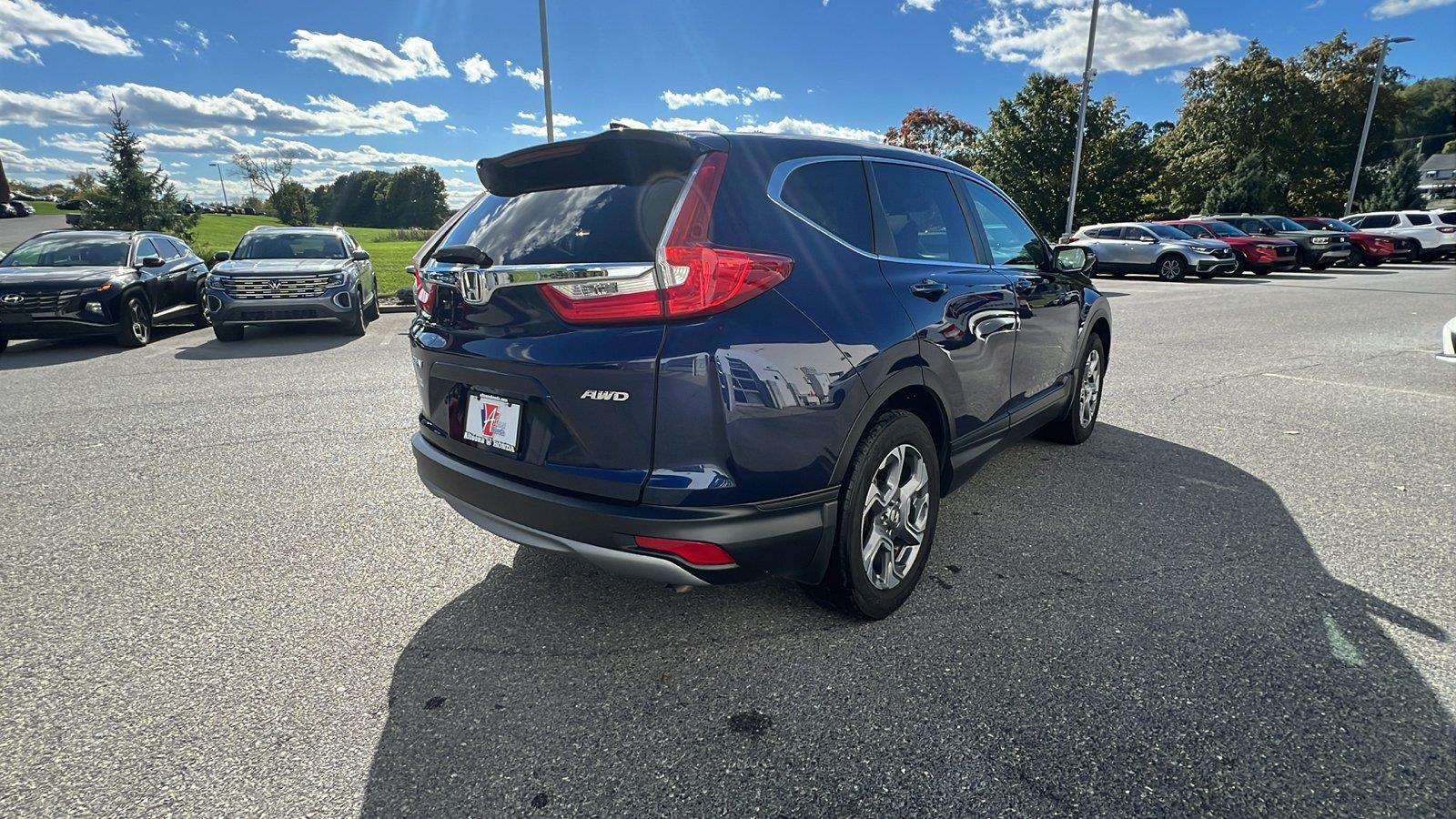 2019 Honda CR-V photo 4 of 33