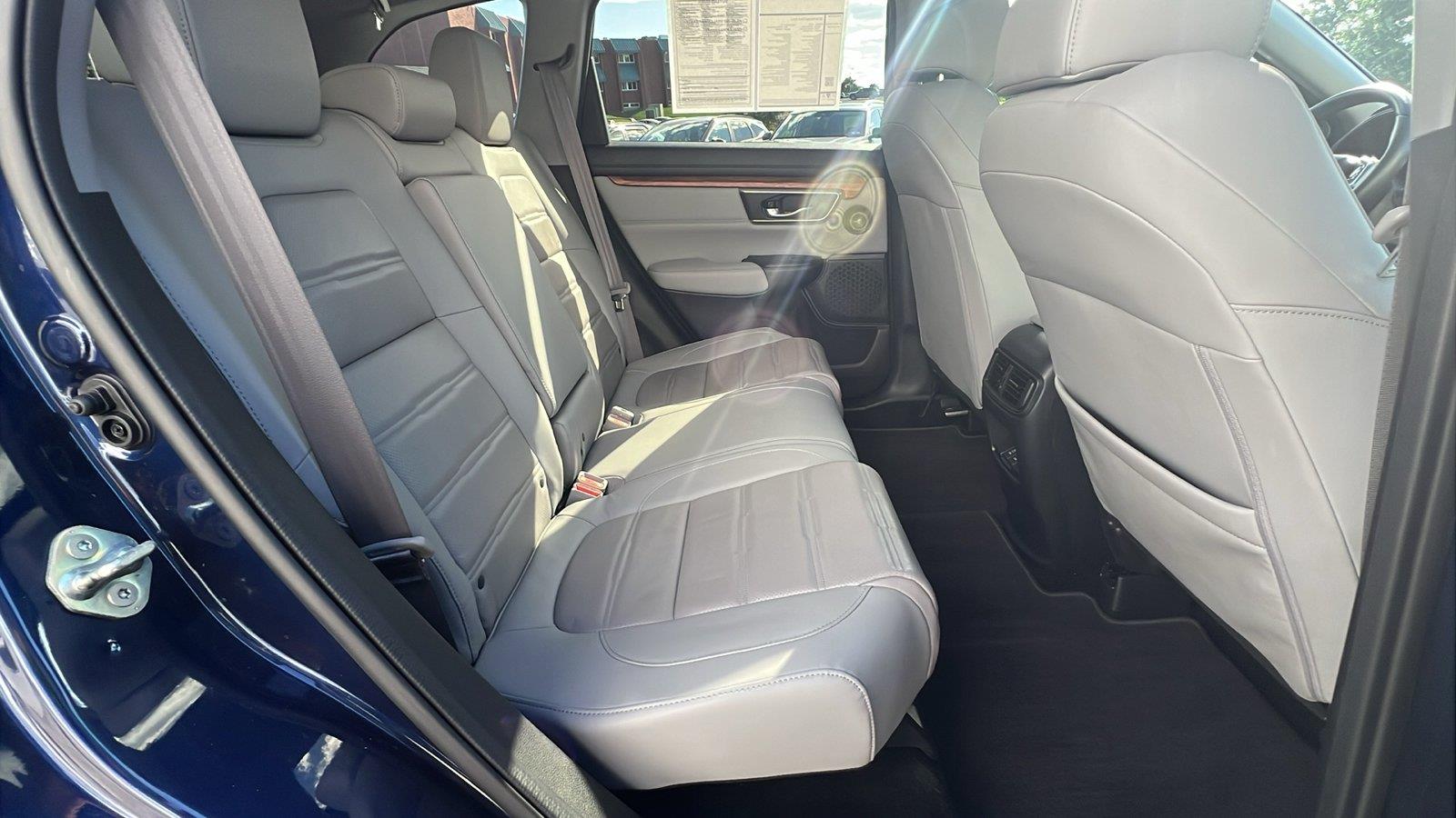 2019 Honda CR-V photo 15 of 33