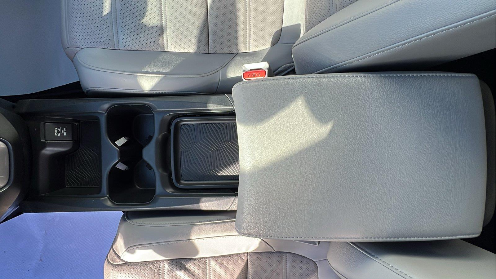 2019 Honda CR-V photo 25 of 33