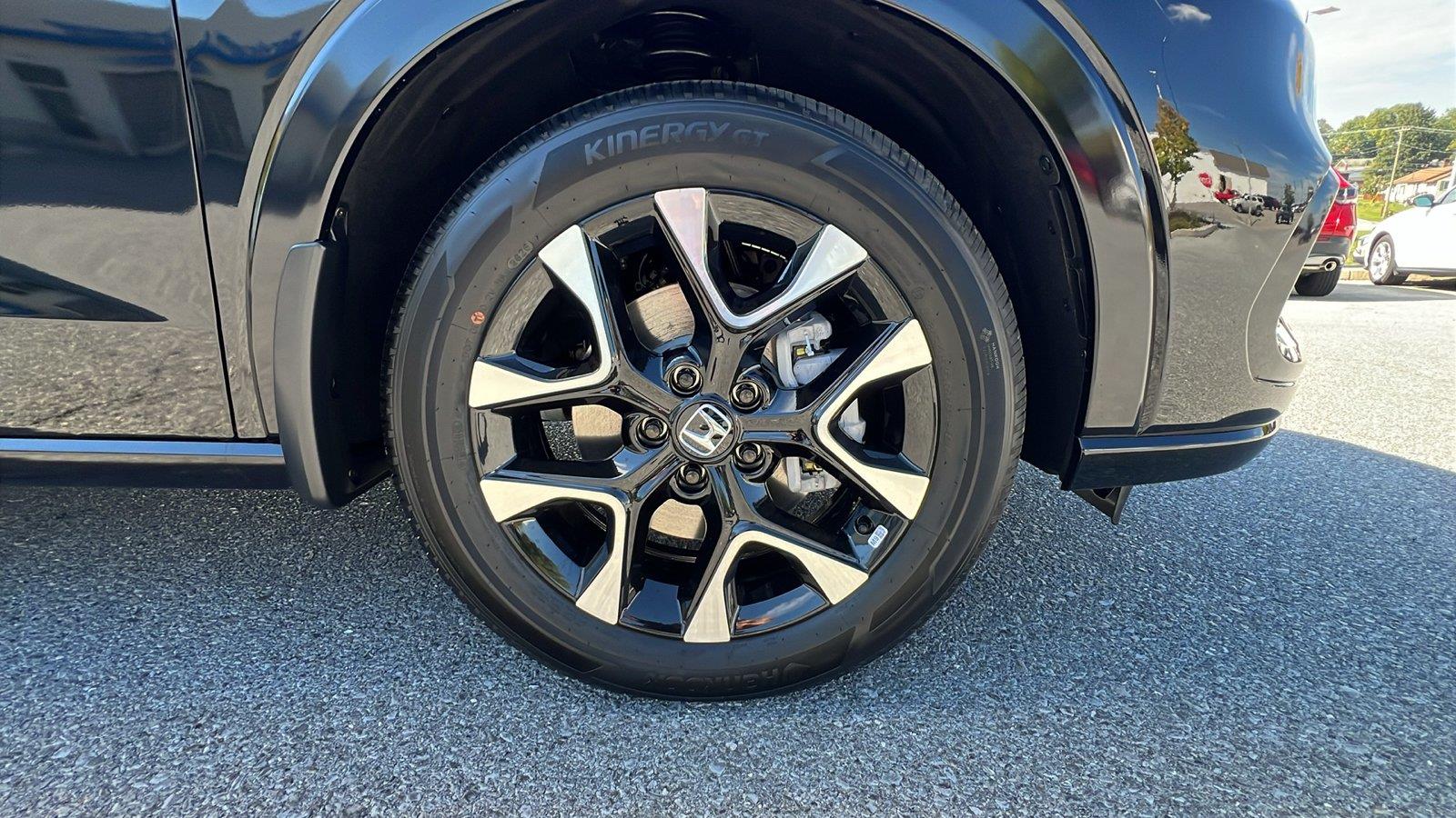 2027 Honda HR-V photo 11 of 31
