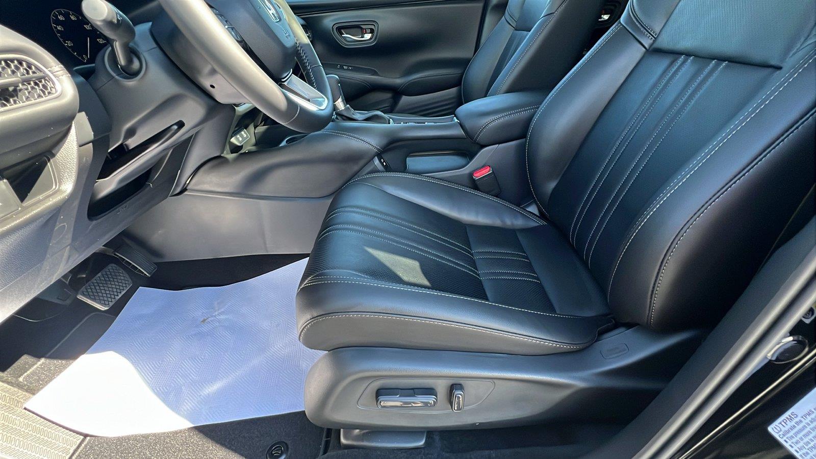 2027 Honda HR-V photo 22 of 31