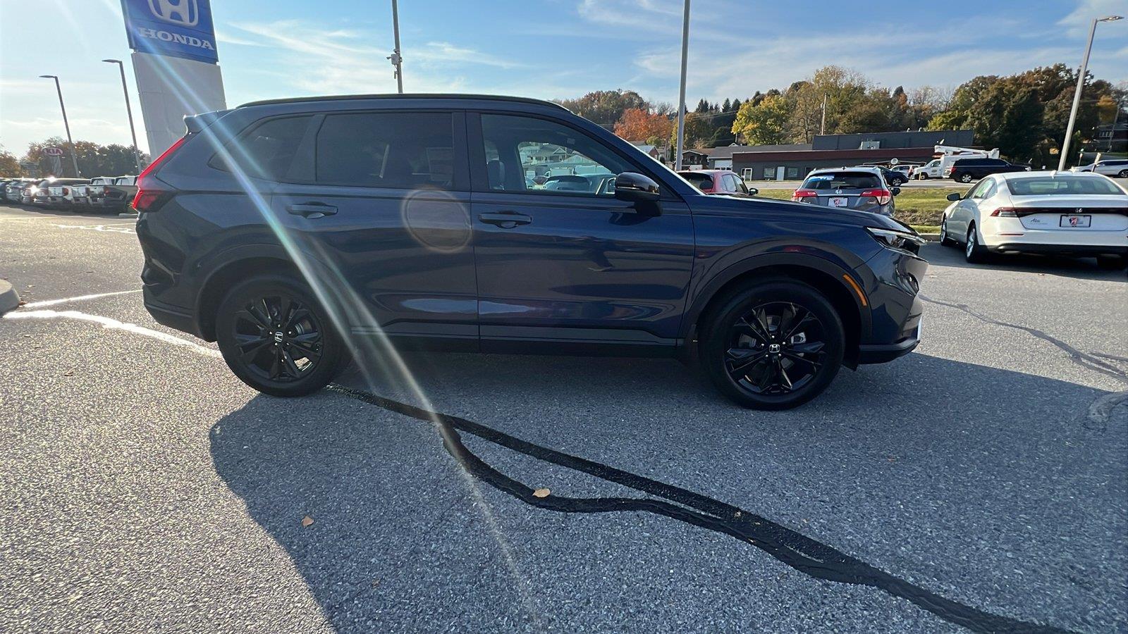 2027 Honda CR-V Hybrid photo 3 of 33