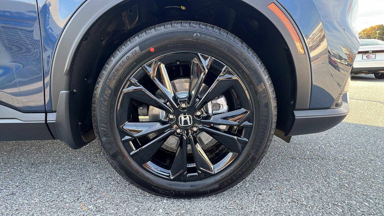 2027 Honda CR-V Hybrid photo 11 of 33