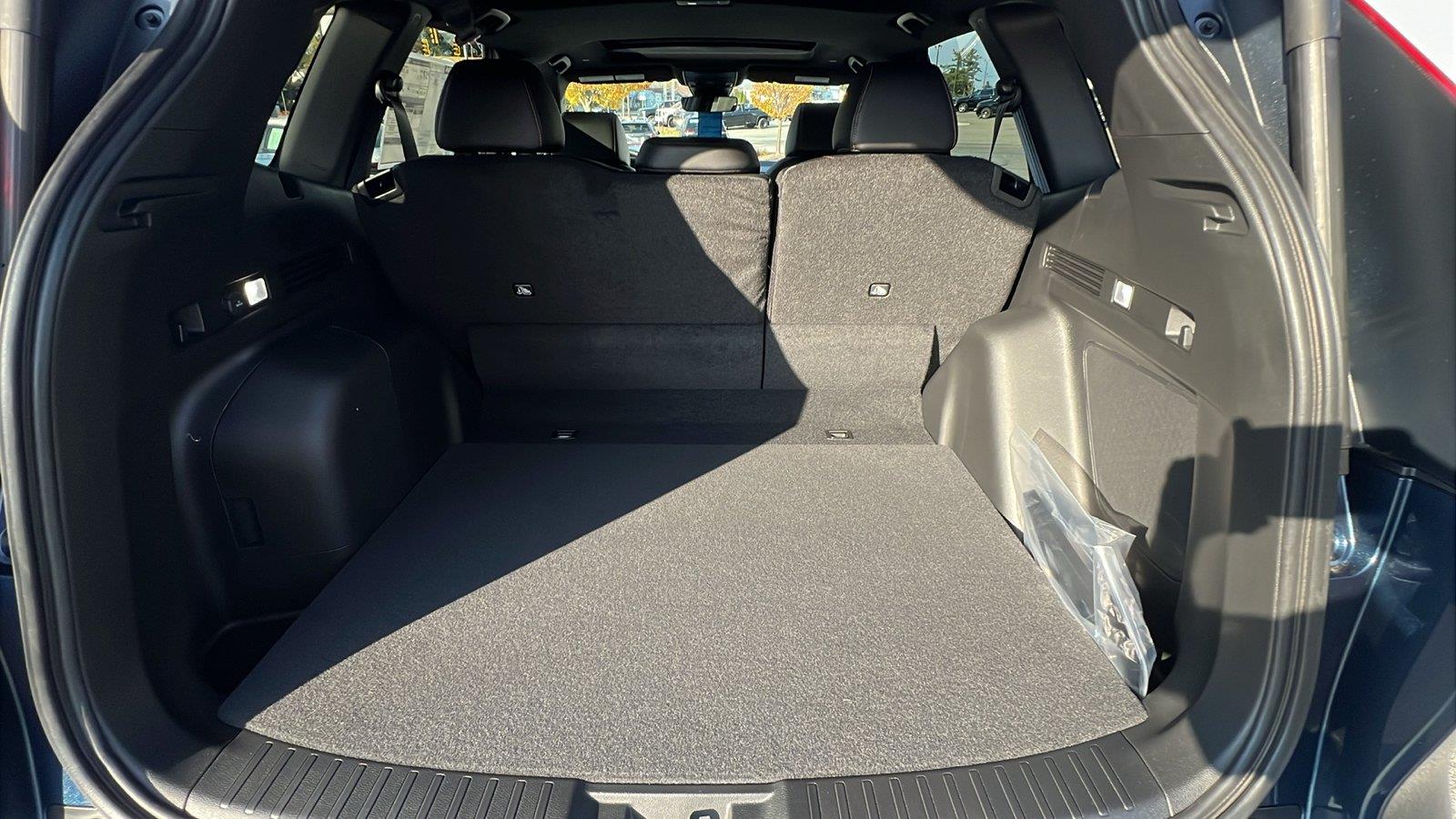 2027 Honda CR-V Hybrid photo 16 of 33