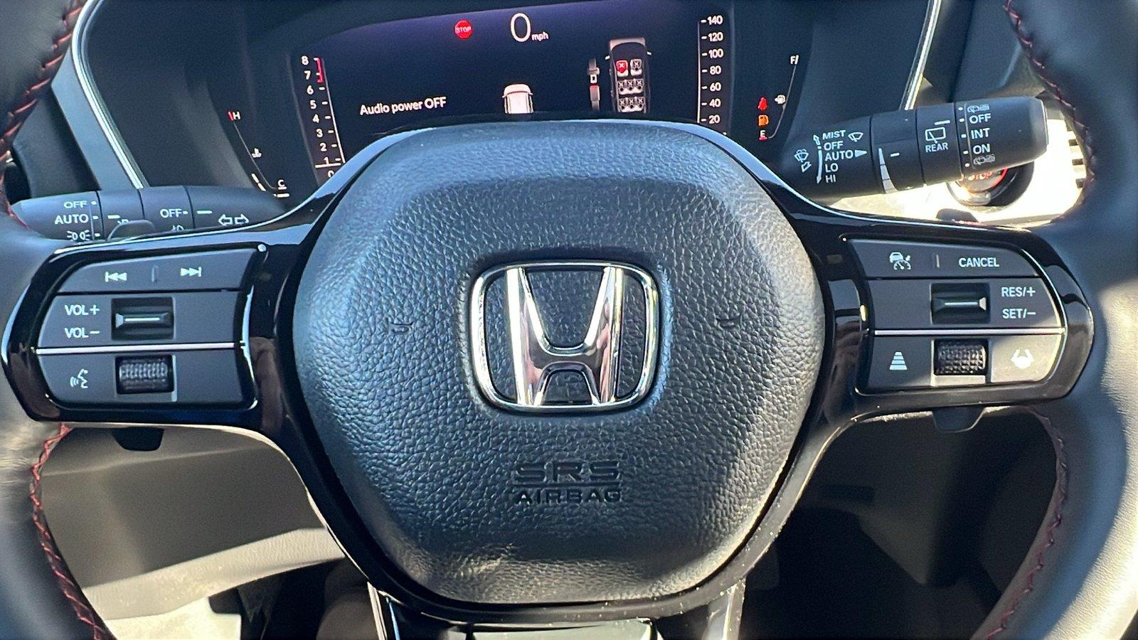 2026 Honda Pilot photo 33 of 35