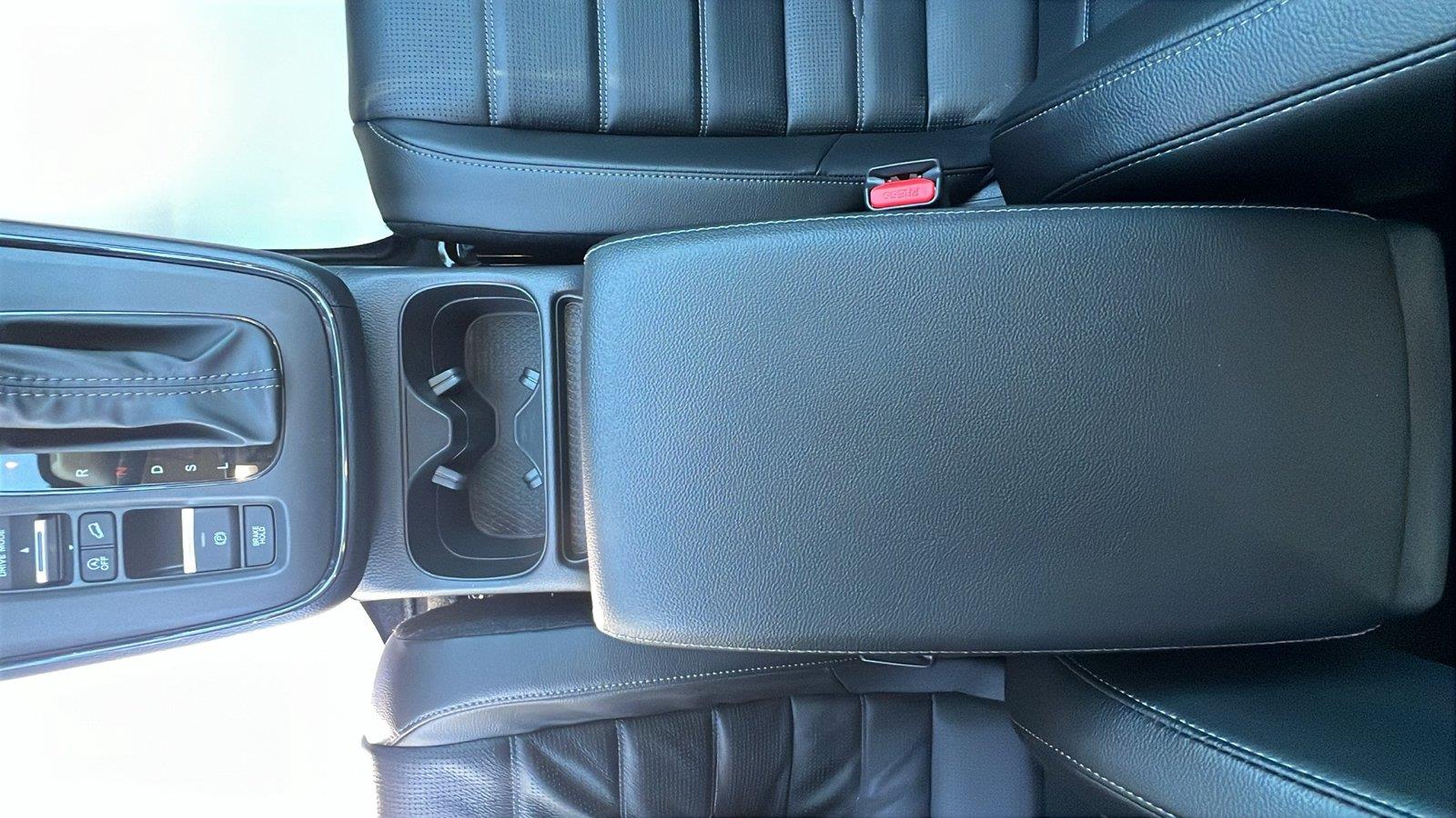 2027 Honda CR-V photo 24 of 31