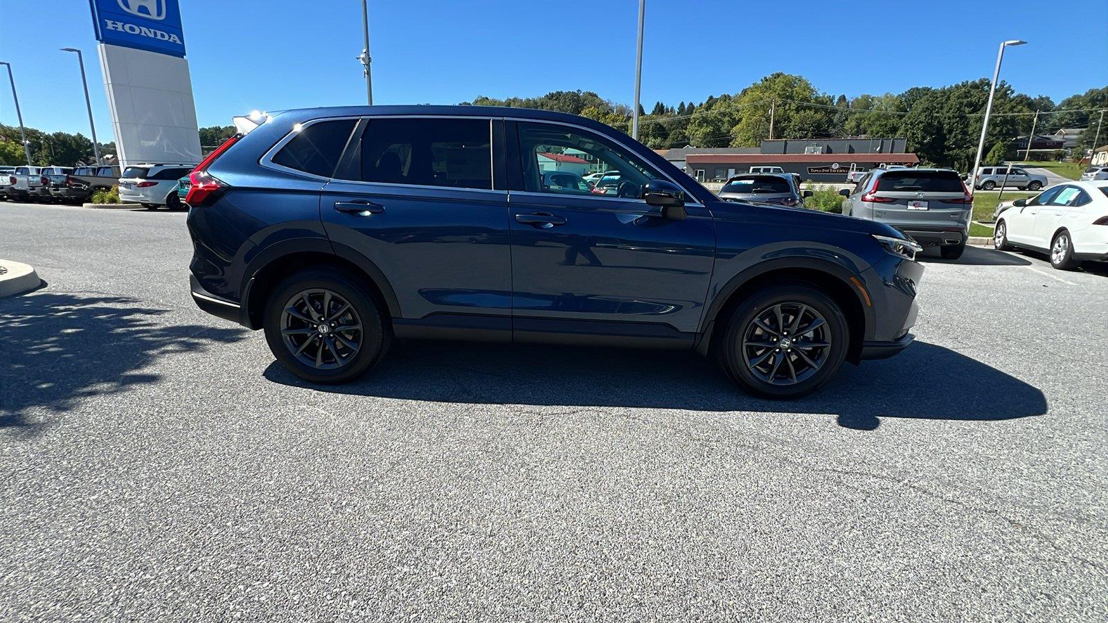2027 Honda CR-V photo 3 of 31