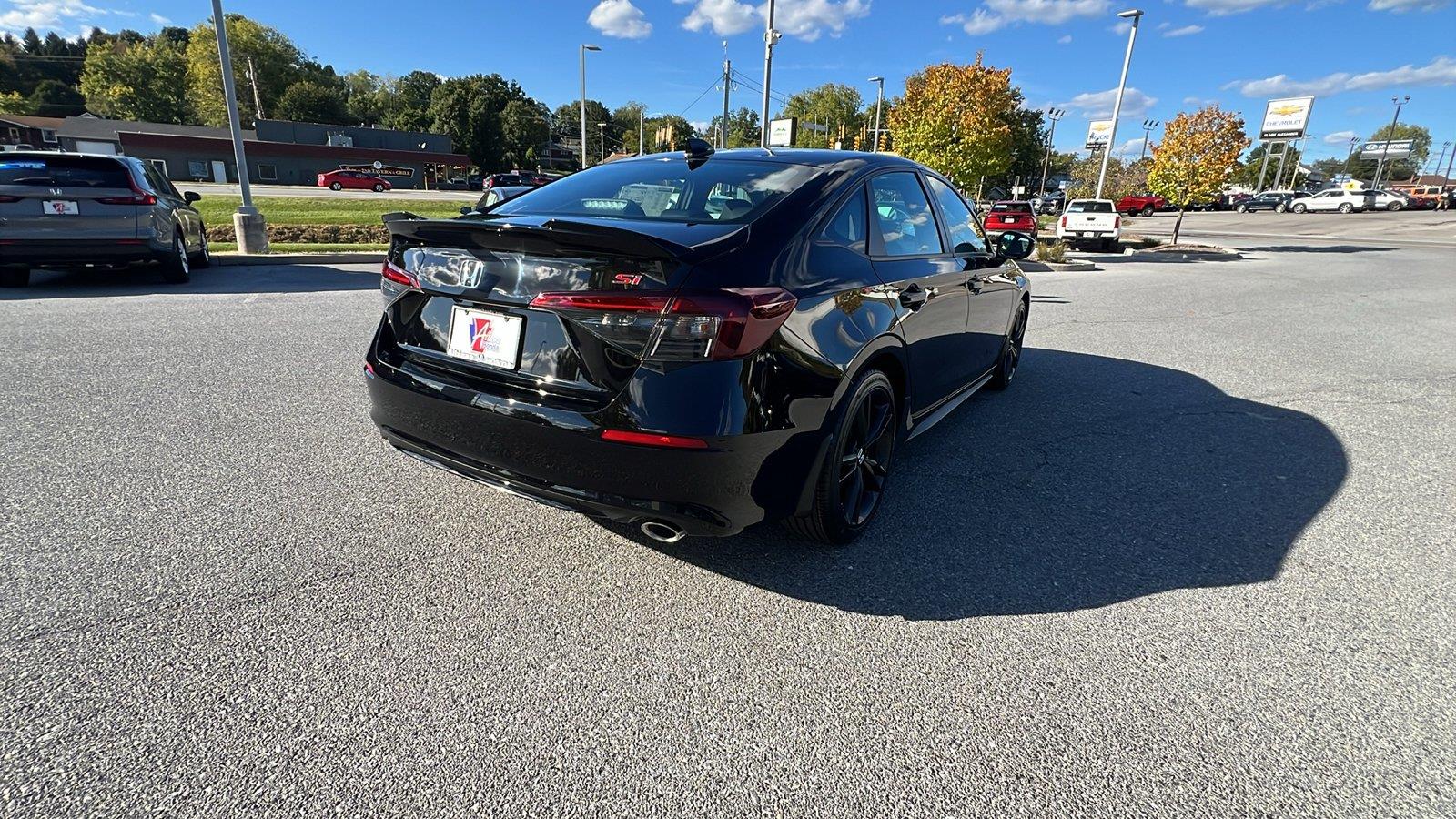 2026 Honda Civic Si photo 4 of 31