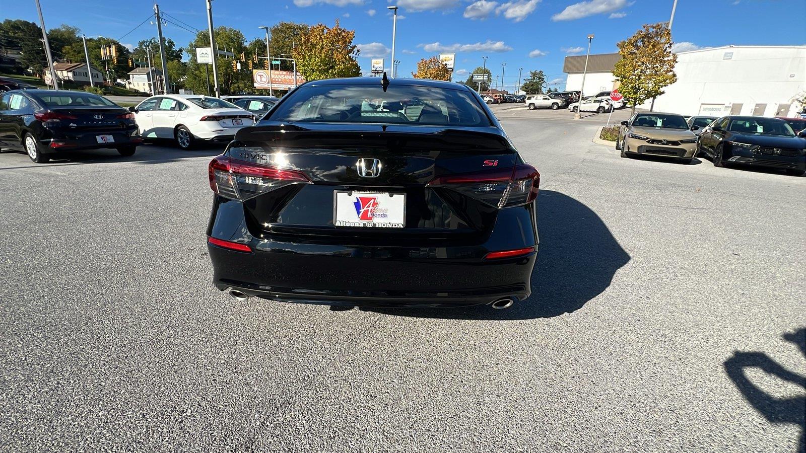 2026 Honda Civic Si photo 5 of 31