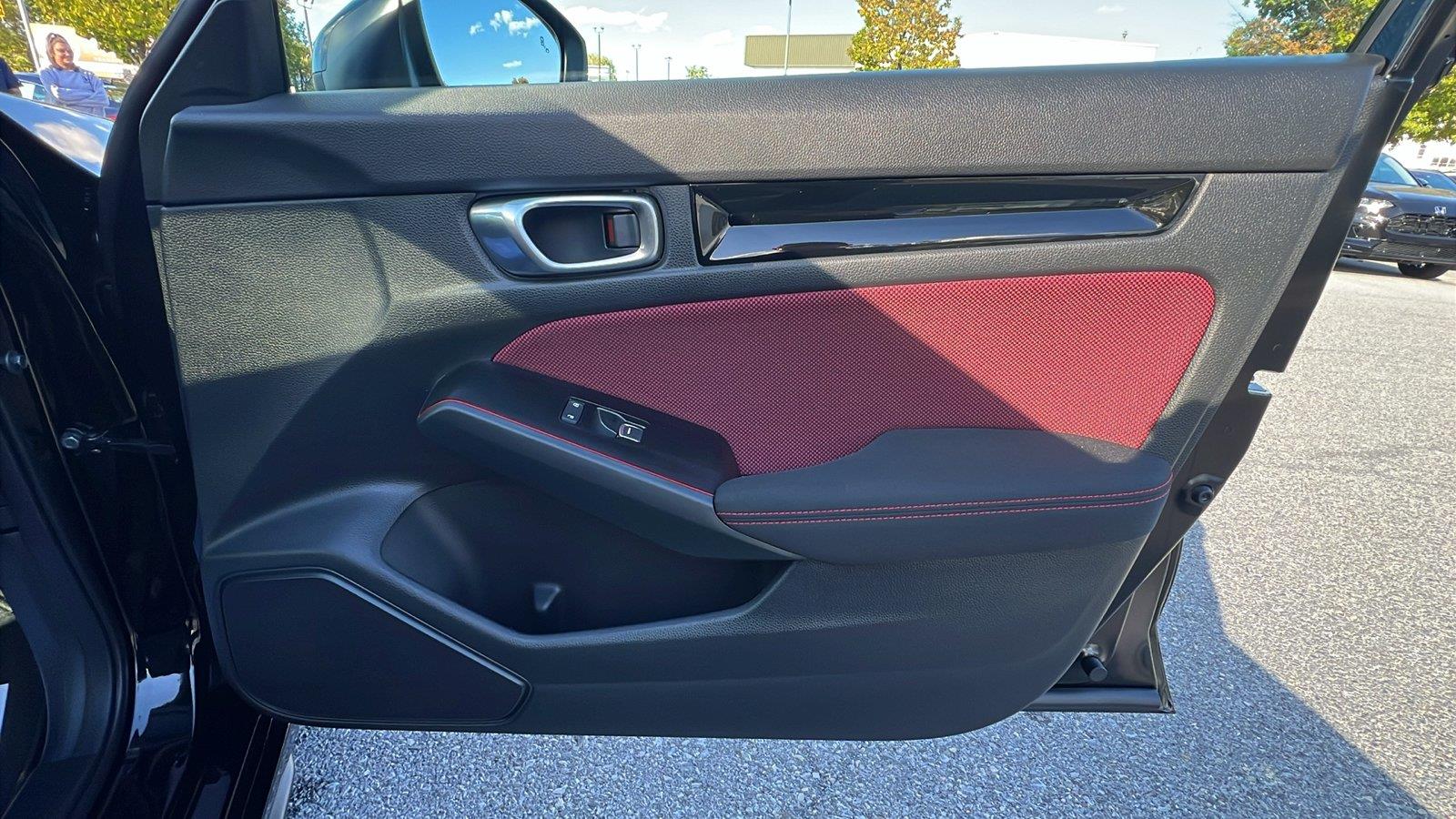 2026 Honda Civic Si photo 12 of 31