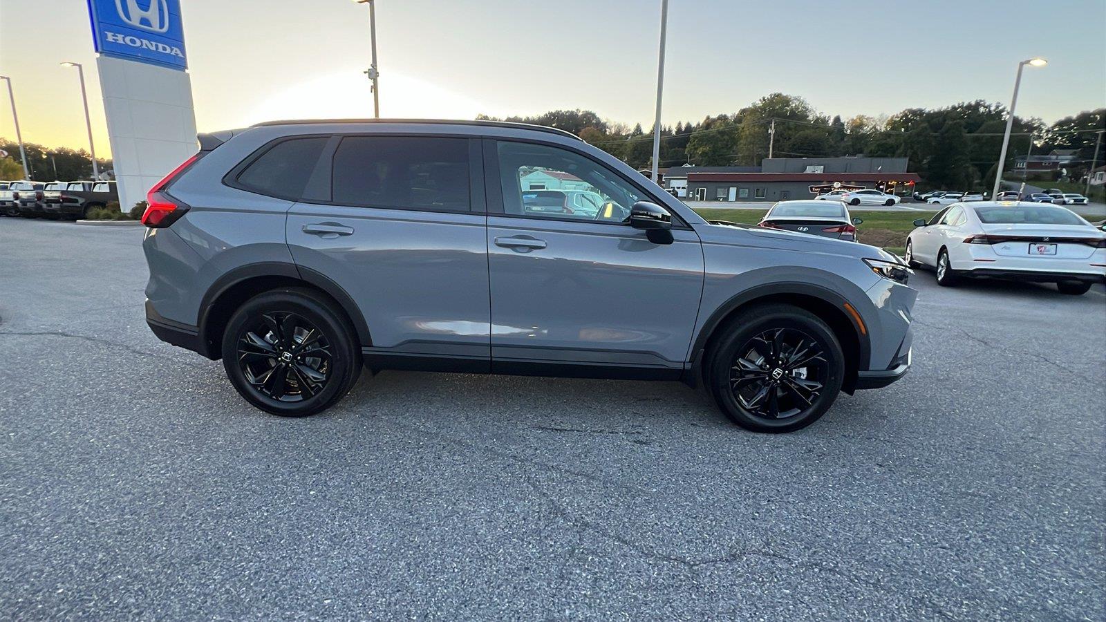 2027 Honda CR-V Hybrid photo 3 of 33
