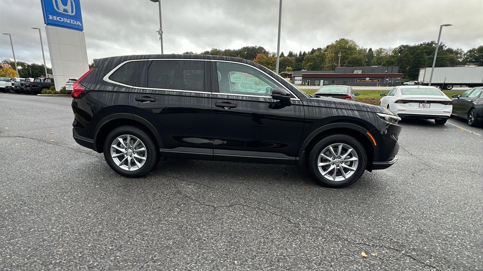 2027 Honda CR-V photo 3 of 31