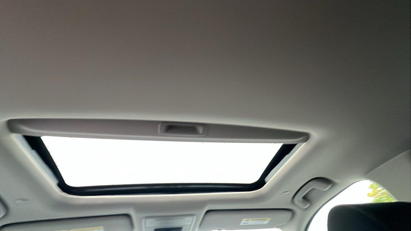 2027 Honda CR-V photo 19 of 31