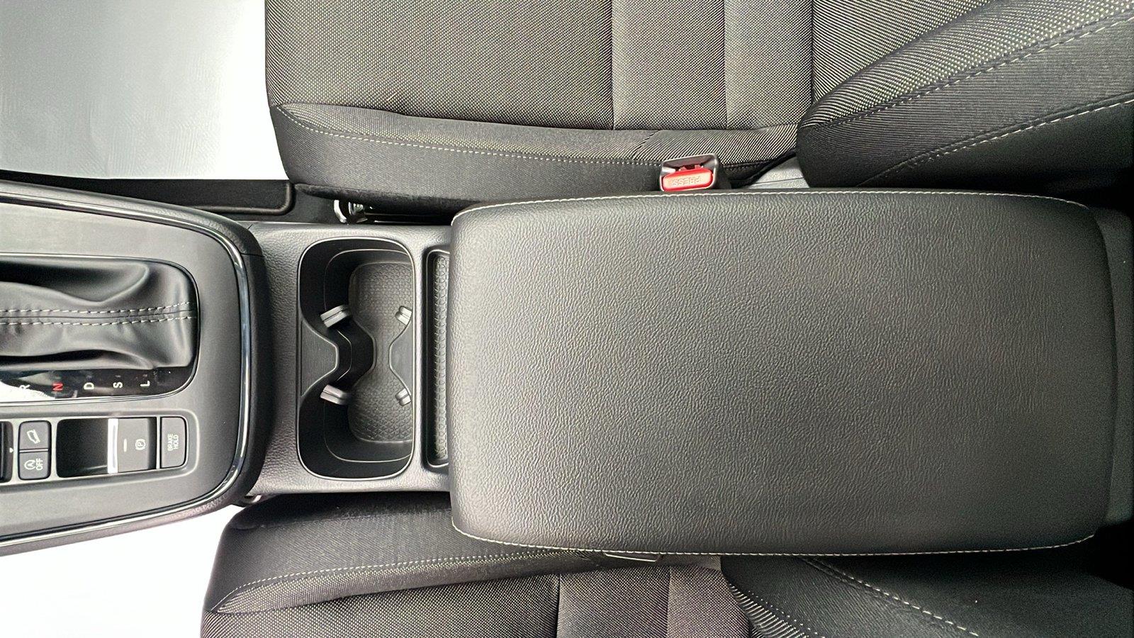 2027 Honda CR-V photo 24 of 31