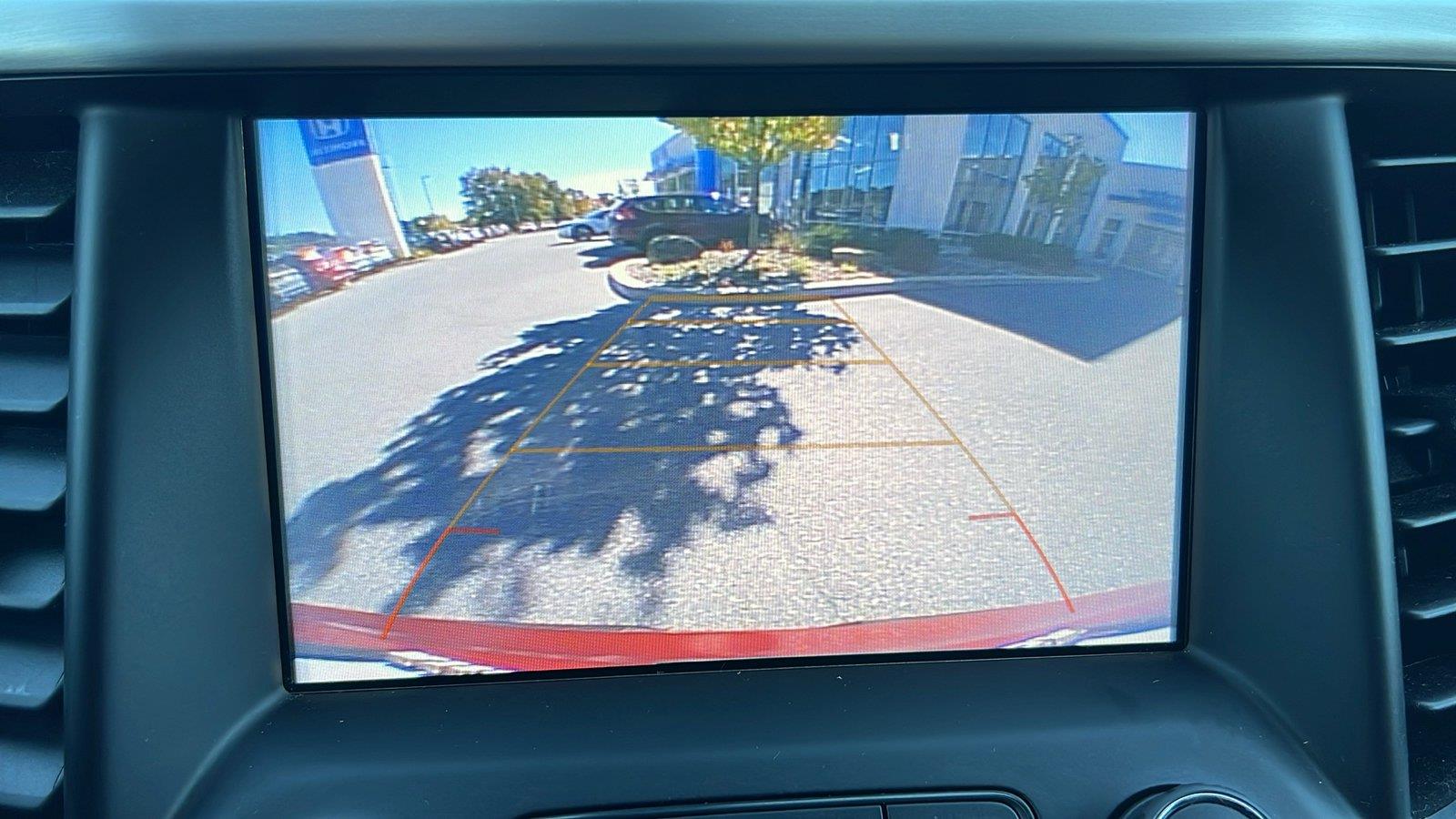 2019 GMC Acadia photo 29 of 32