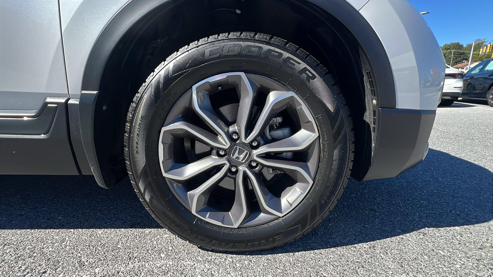 2020 Honda CR-V photo 11 of 32