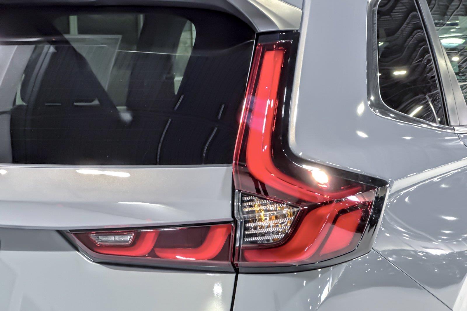 2027 Honda CR-V photo 18 of 25