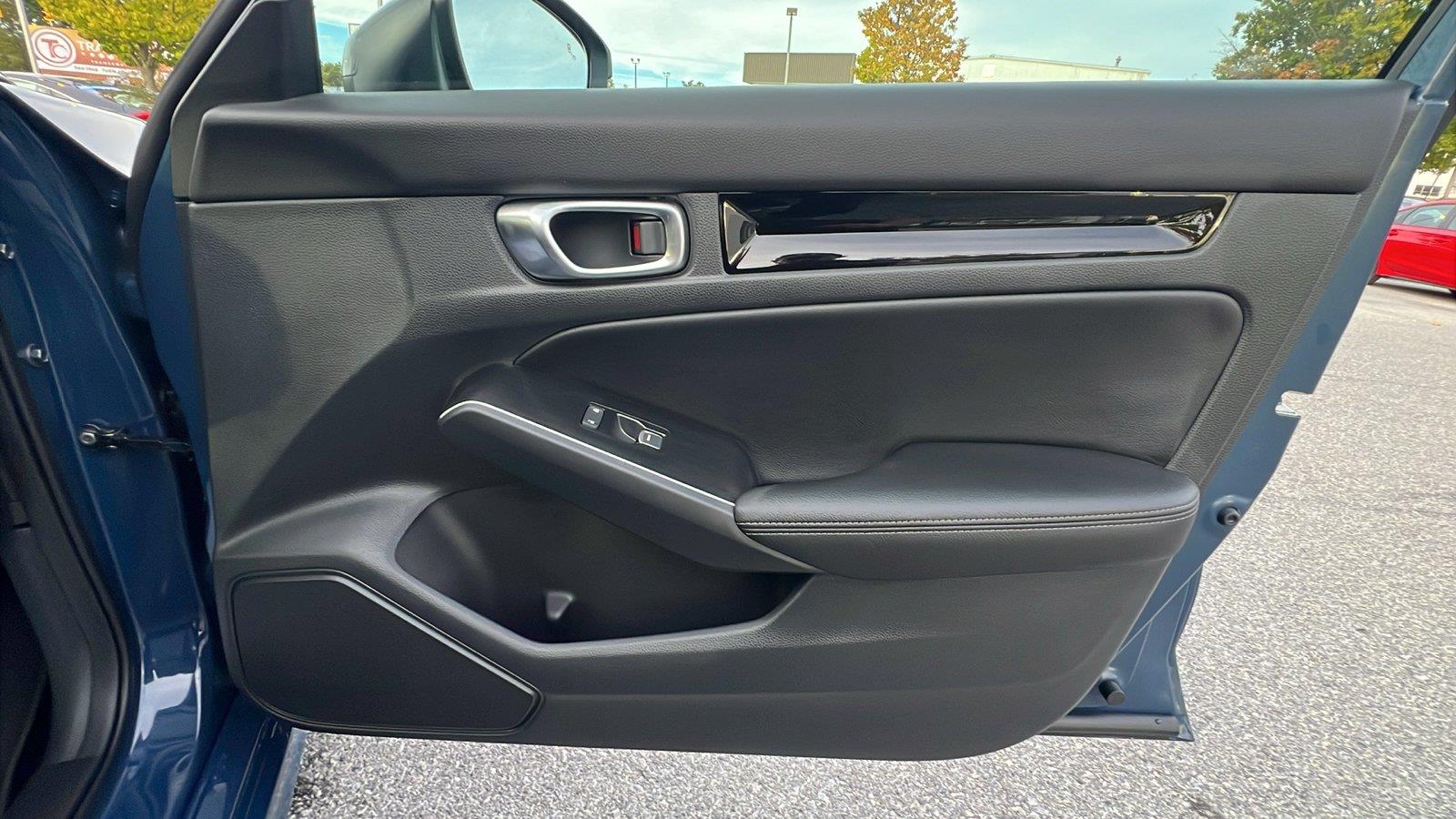 2026 Honda Civic Hybrid photo 12 of 31