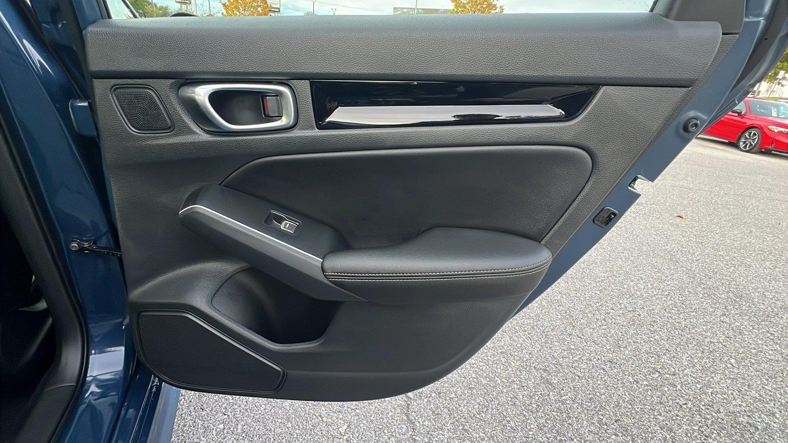 2026 Honda Civic Hybrid photo 14 of 31
