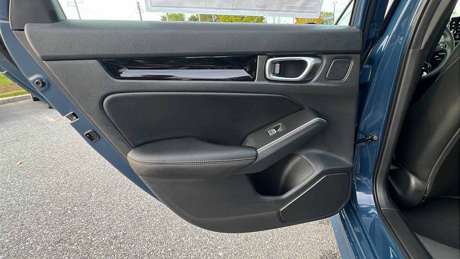 2026 Honda Civic Hybrid photo 17 of 31