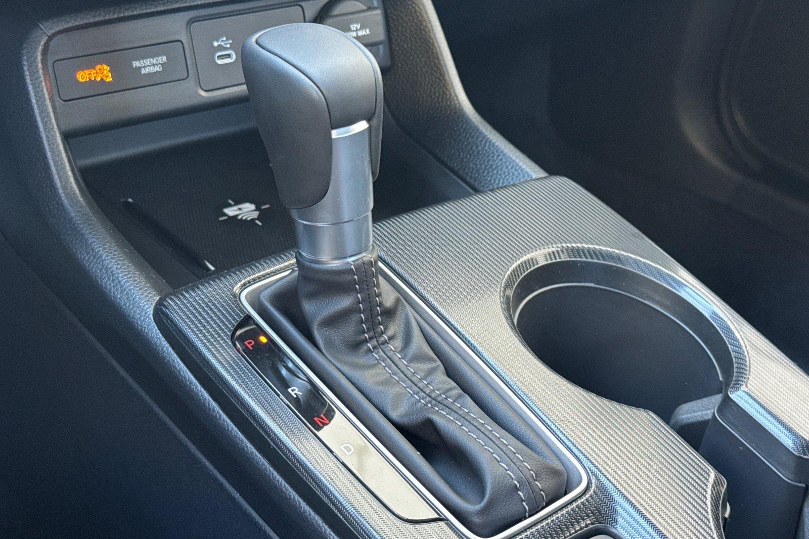 2026 Honda Civic Hybrid photo 19 of 22