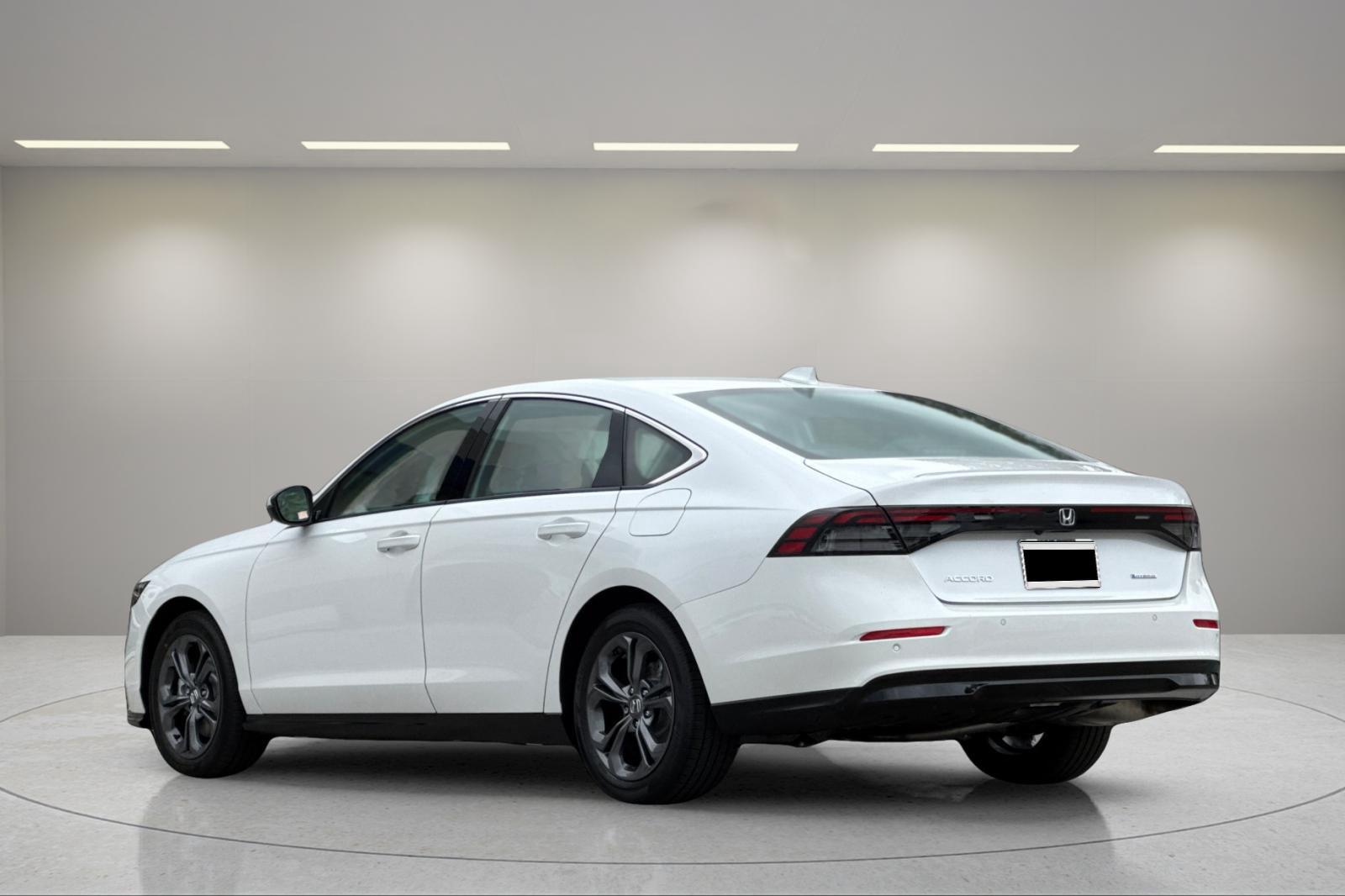 2026 Honda Accord Hybrid photo 3 of 25