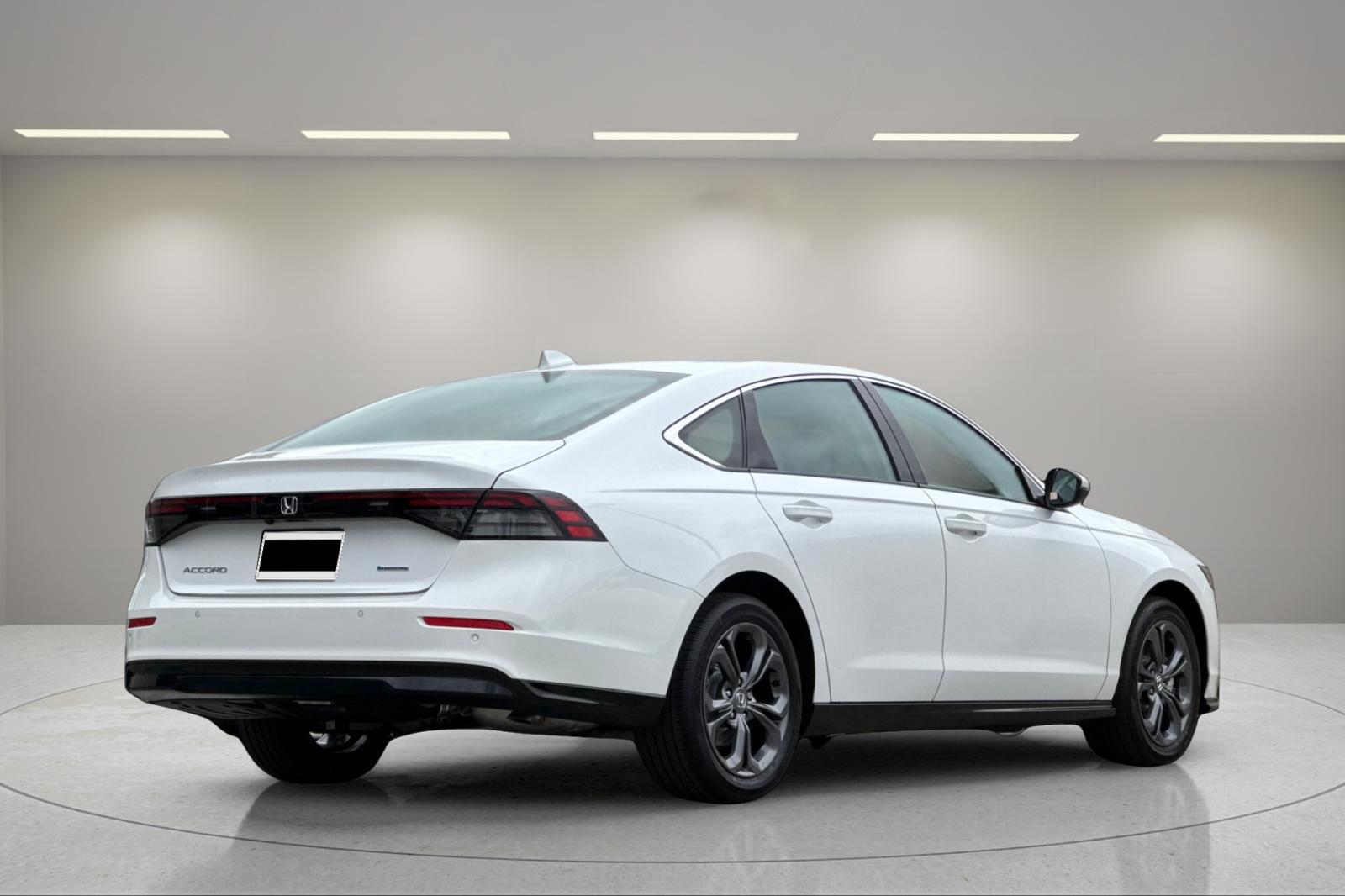 2026 Honda Accord Hybrid photo 5 of 25