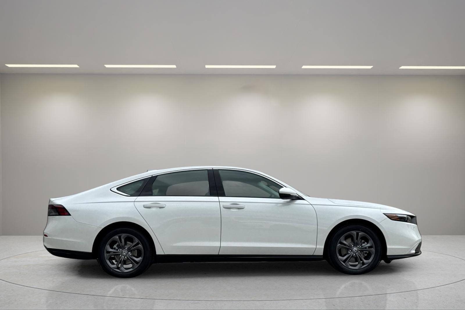 2026 Honda Accord Hybrid photo 6 of 25