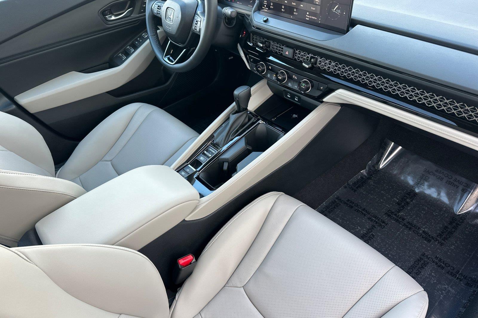 2026 Honda Accord Hybrid photo 13 of 25