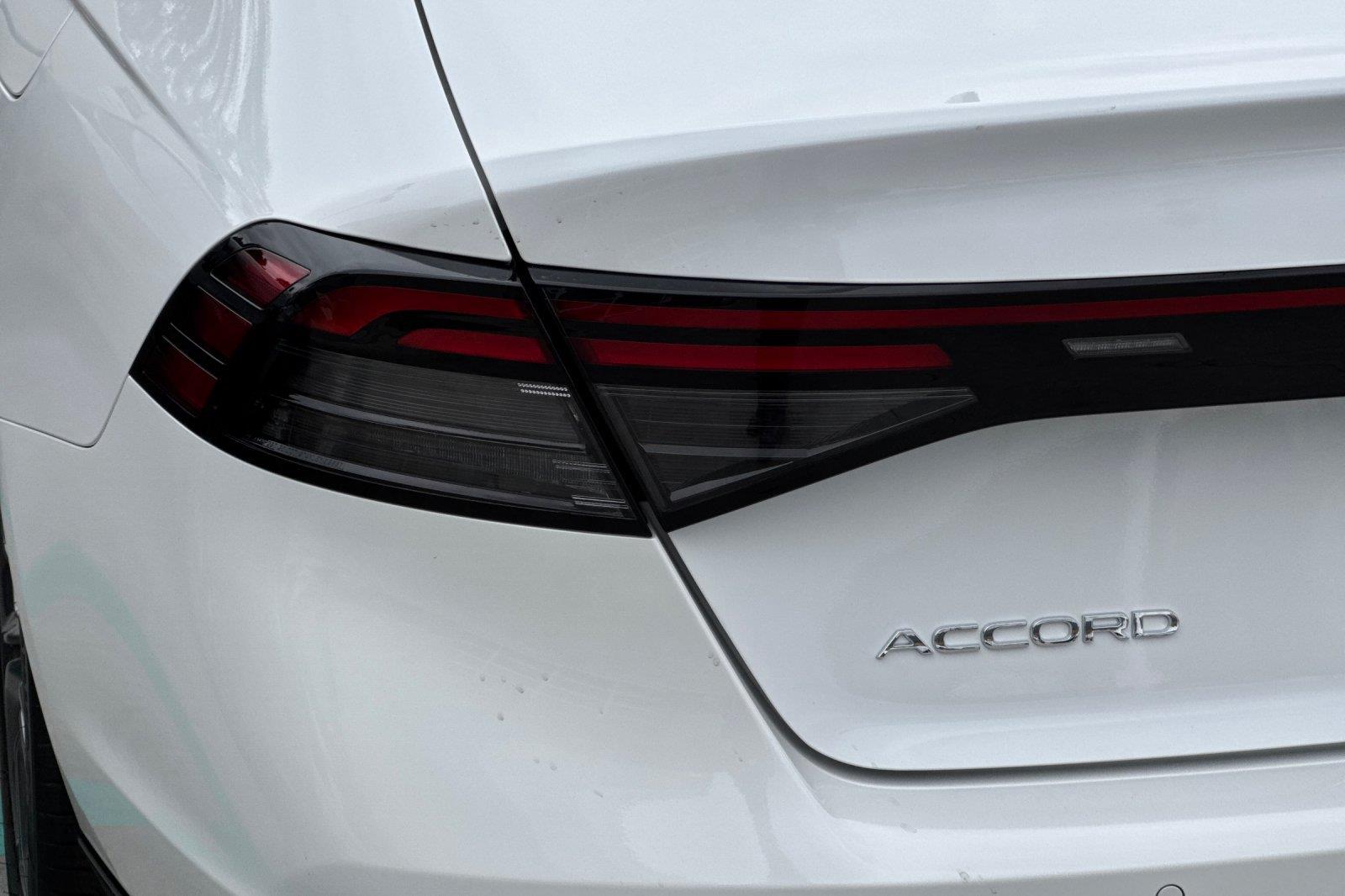 2026 Honda Accord Hybrid photo 17 of 25